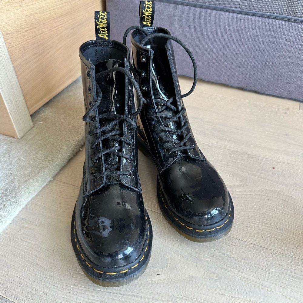 Dr. Martens Black Size 8